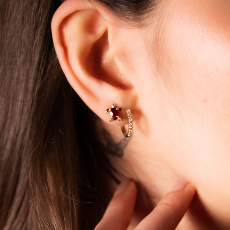 Small turtle red earrings
